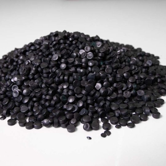 b-and-b-plastics-pelletized-material-black-2-540x540.jpg